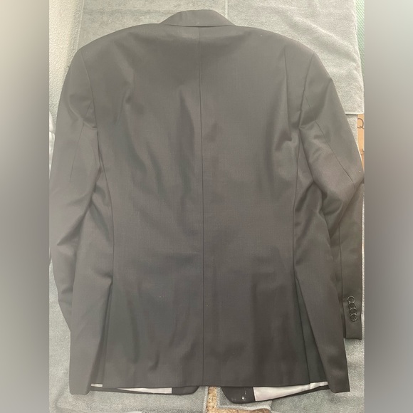 Michael Kors 100% Wool Sports Coat. Size M - Picture 2 of 5